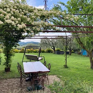  Casa vacanze Redhouse Pesina